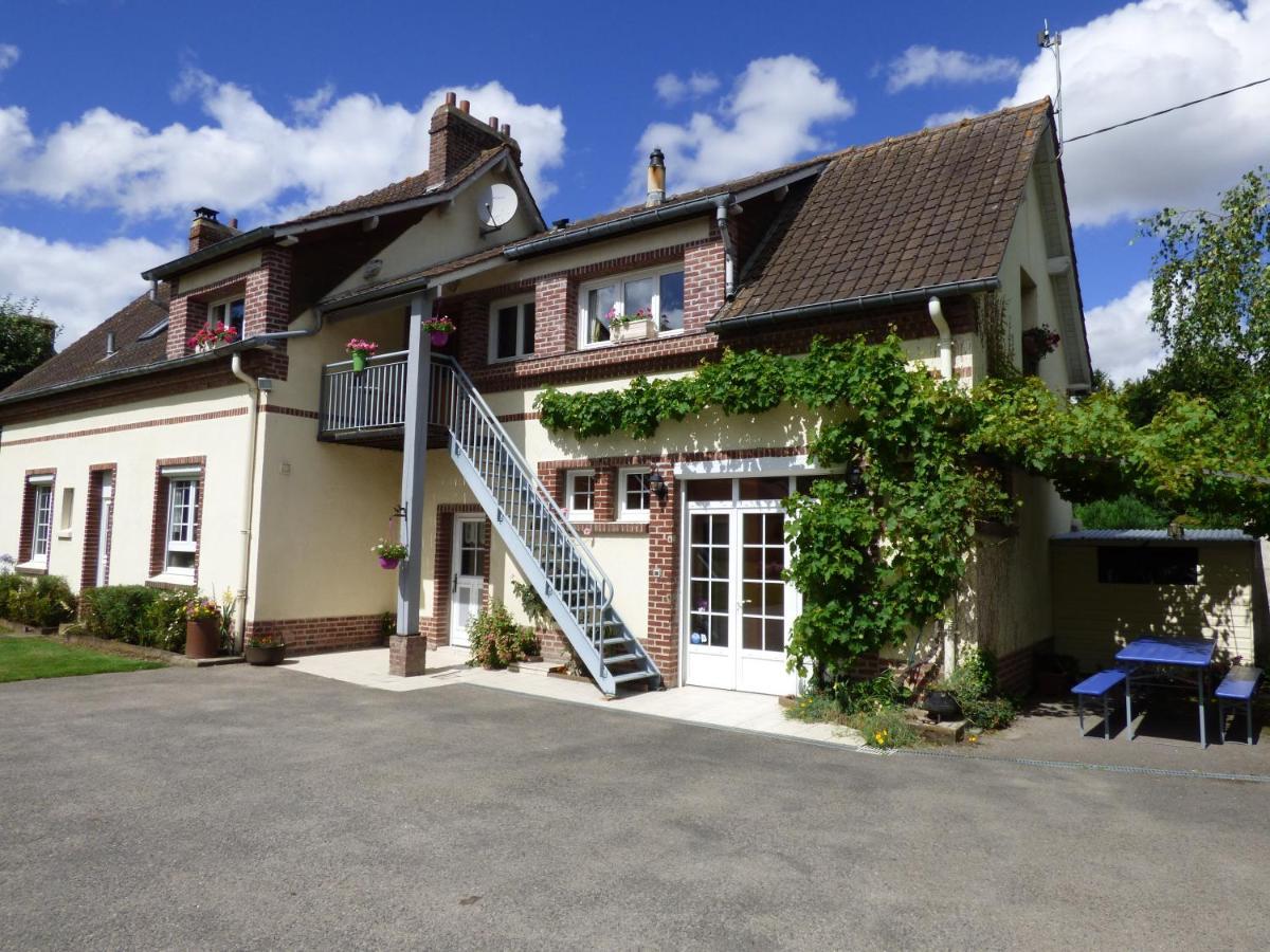 La Fontainoise Bed & Breakfast Fontaine-sur-Somme Exterior foto
